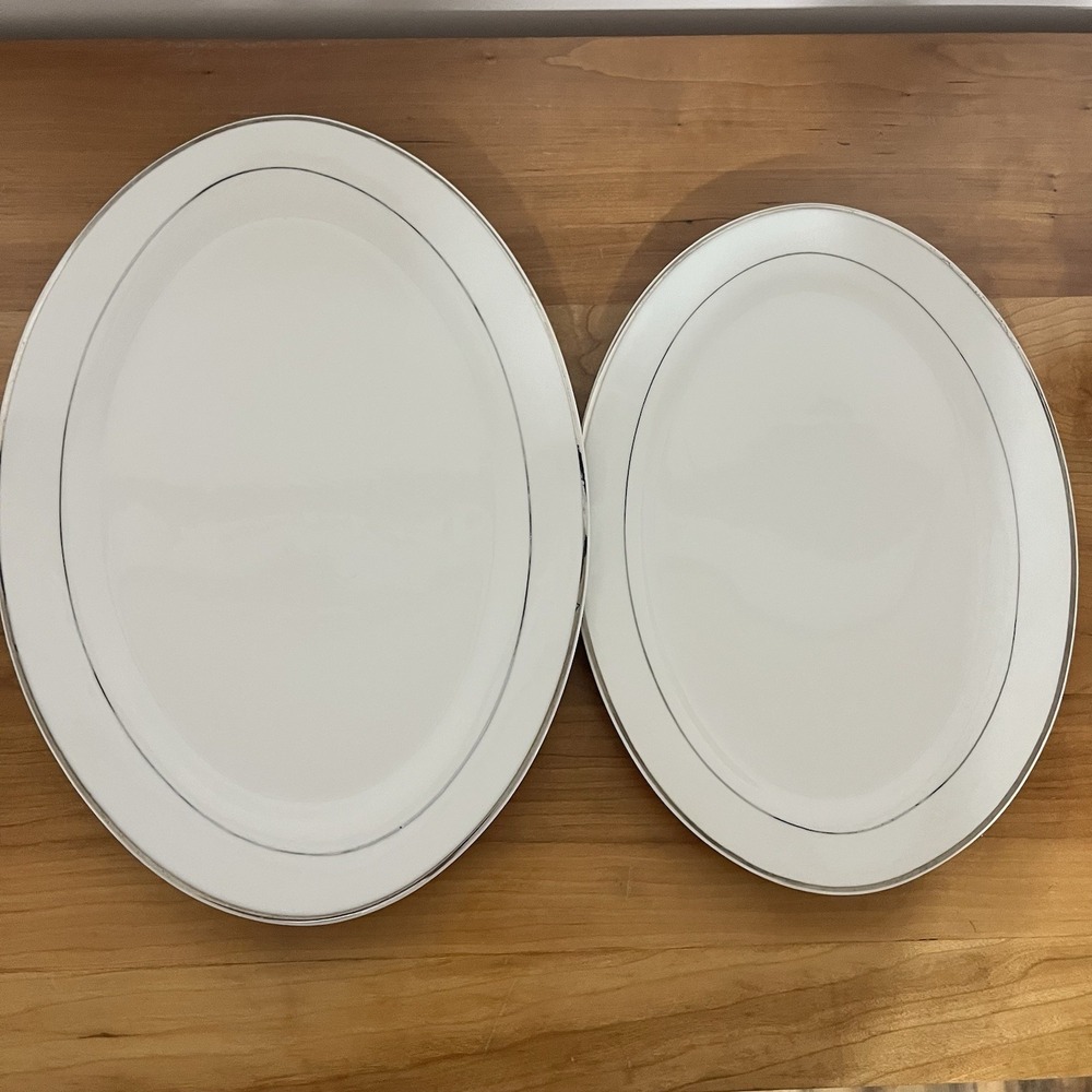 Emily Platinum Bands J C Penny Fine China White With‎ Silver Accent 2 Platters